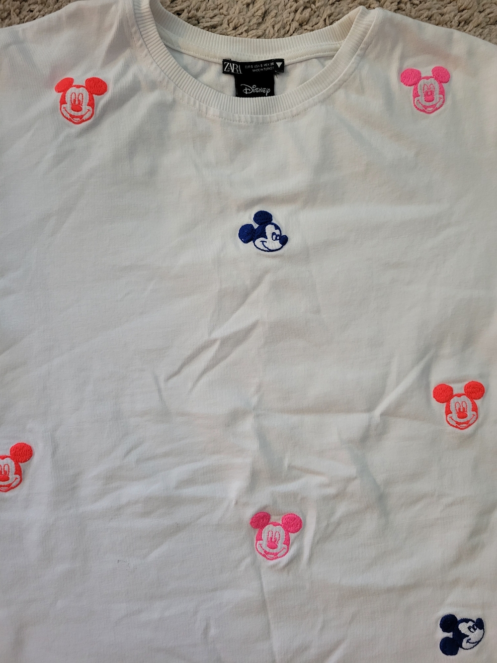 Zara Mickey Tee - Picture 2 of 5